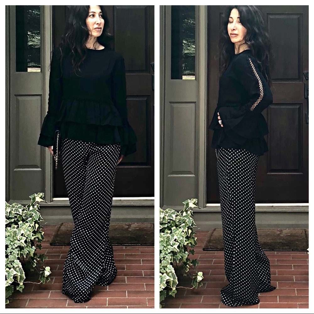 ✨LAST ONE ✨PARIS Black bell layered sleeves top - Picture 4 of 8